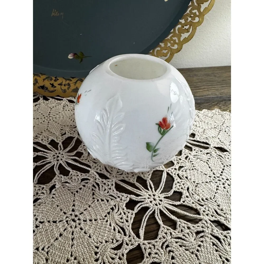 Gorgeous vintage shabby cottage milk glass vase/bowl hand painted flowers